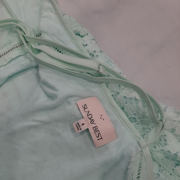 Aritzia Sunday Best Lace Skate Dress Lined size 4 - Picture 9 of 9